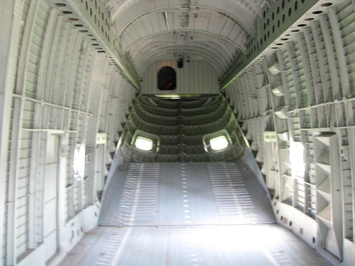 мі 26 грузовий відсік
