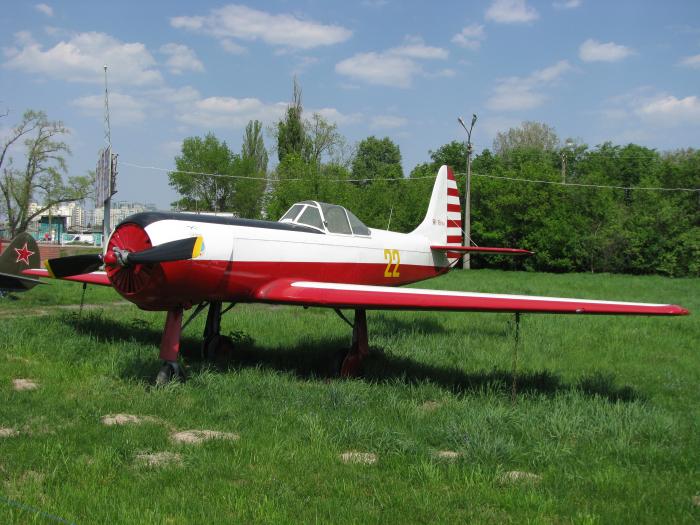 Як-18