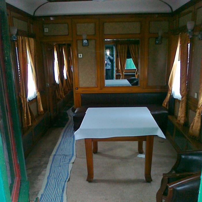 Велика кімната