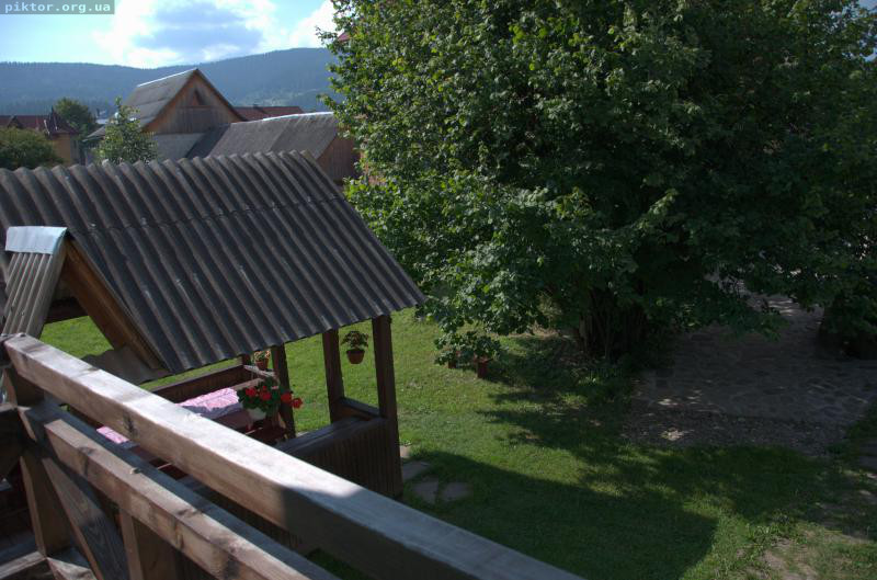 Вид з балкону