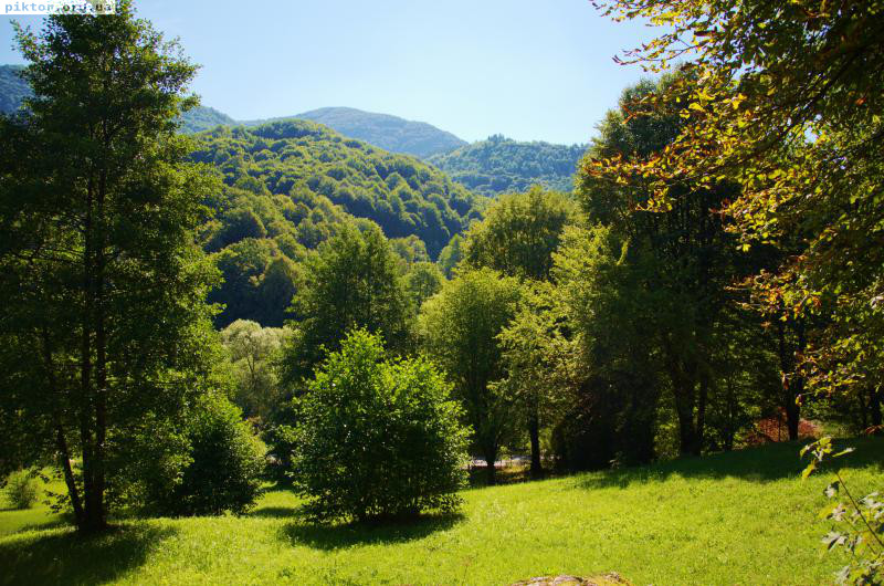 Гори коло Рахова