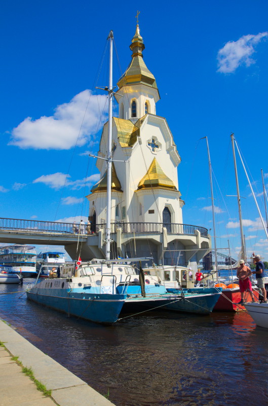 Катамаран Перун