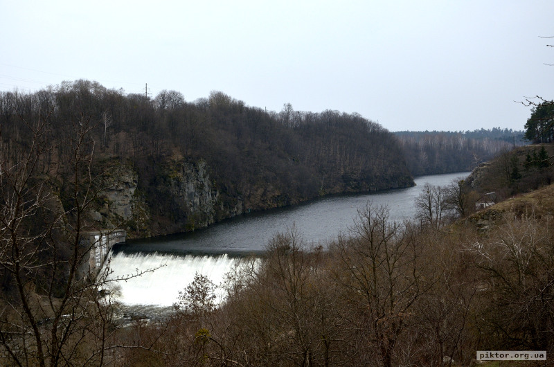 Дамба