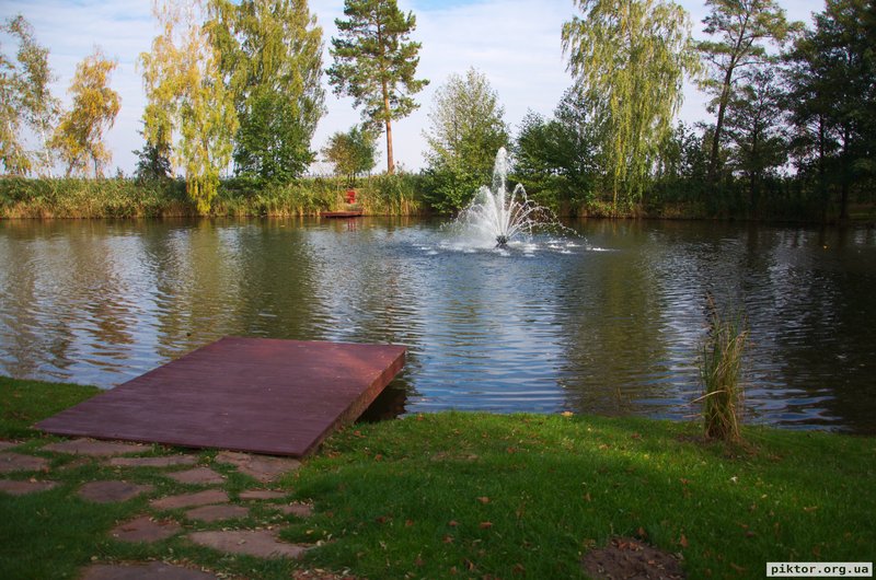 Фонтани в парку