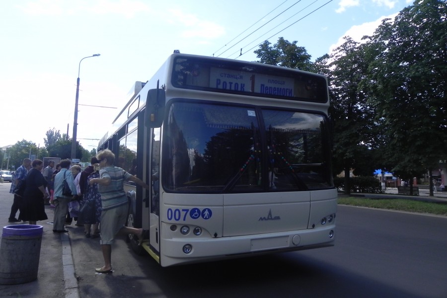 Тролейбус Бонда