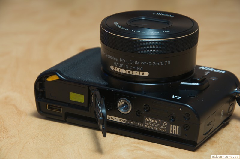 Nikon 1 V3