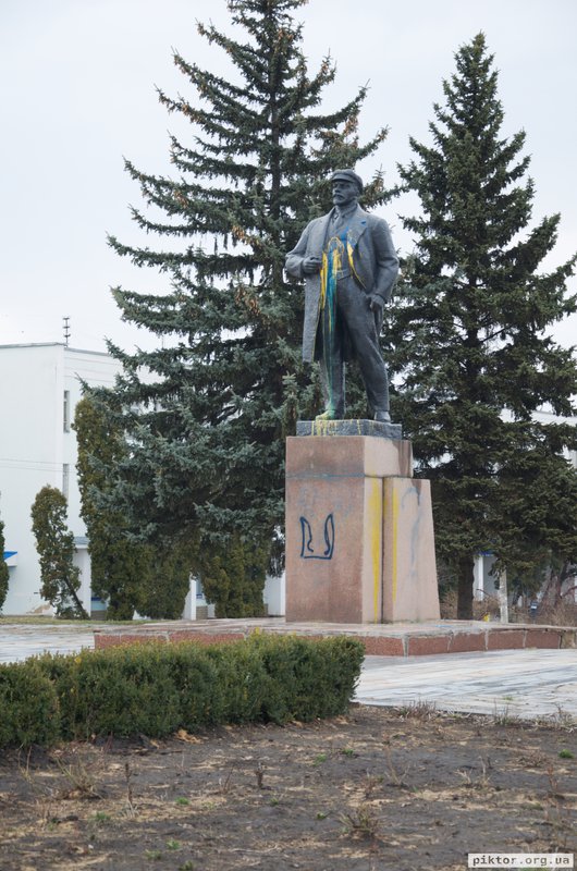 Ленін в Глухові