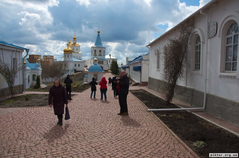 Мовчанський монастир