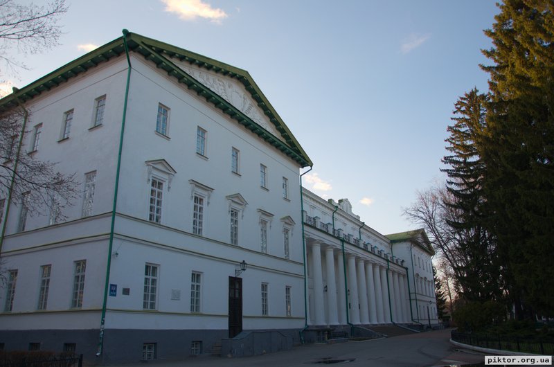 Ніжинський педагогічний університет
