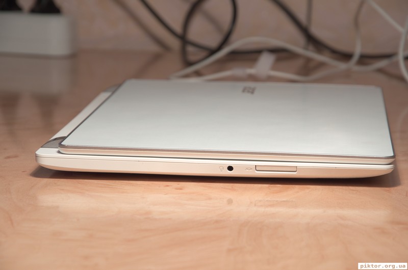 Aspire V13