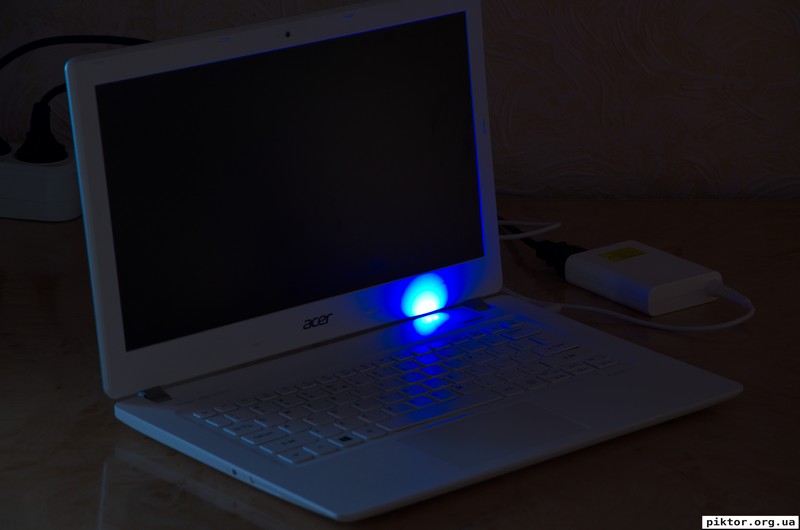 Aspire V13