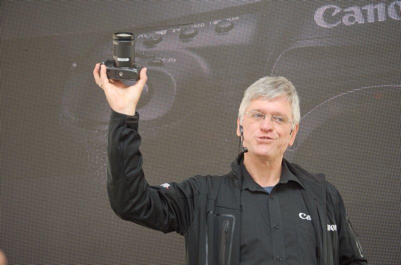 Ференц показує EOS M5