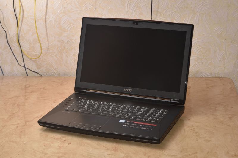 Ноутбук MSI GT72s 6QE