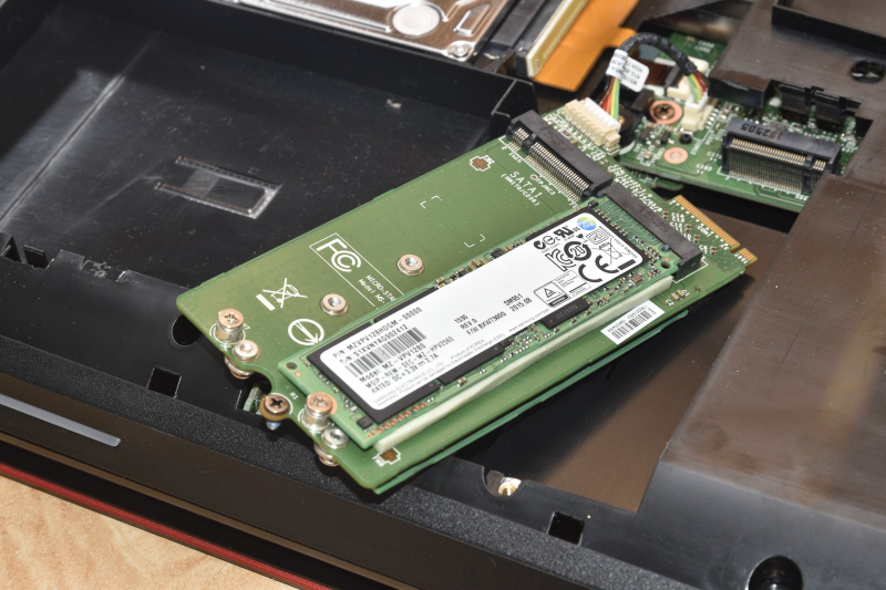 Плата з SSD