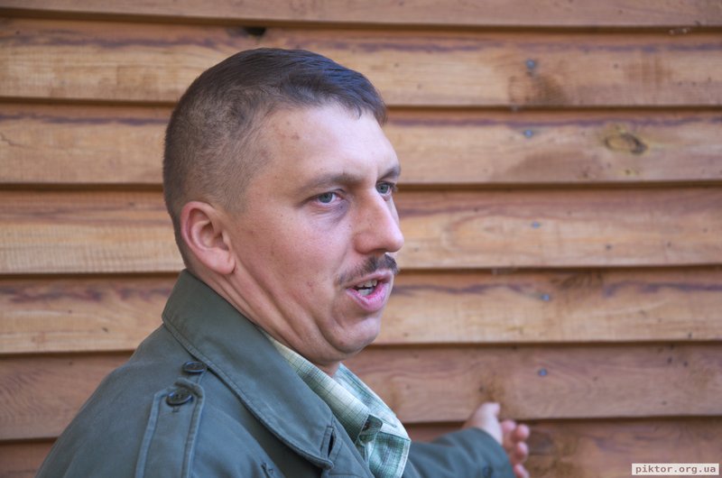 Постригся