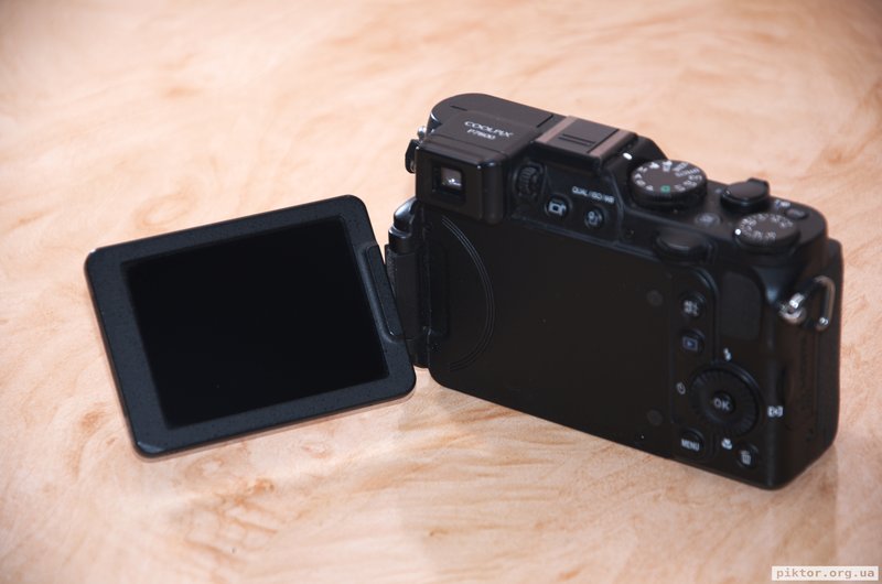 Nikon Coolpix P7800