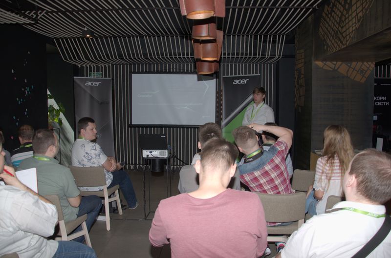 Люди на презентації