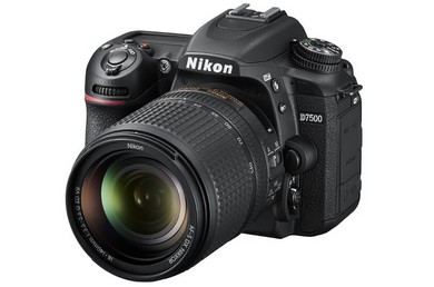 Nikon D7500