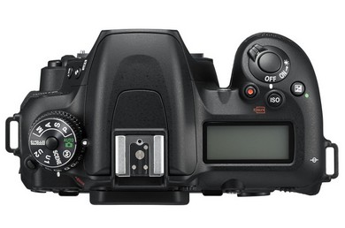 Nikon D7500