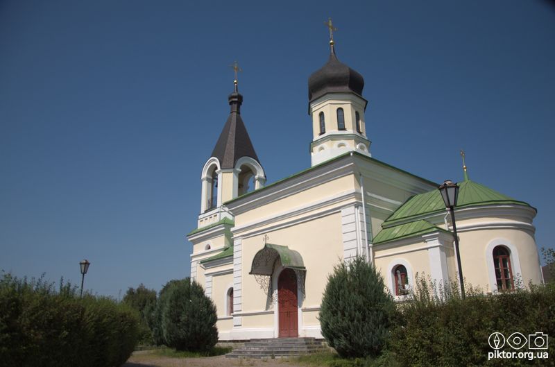 Церква Архангела Михаїла