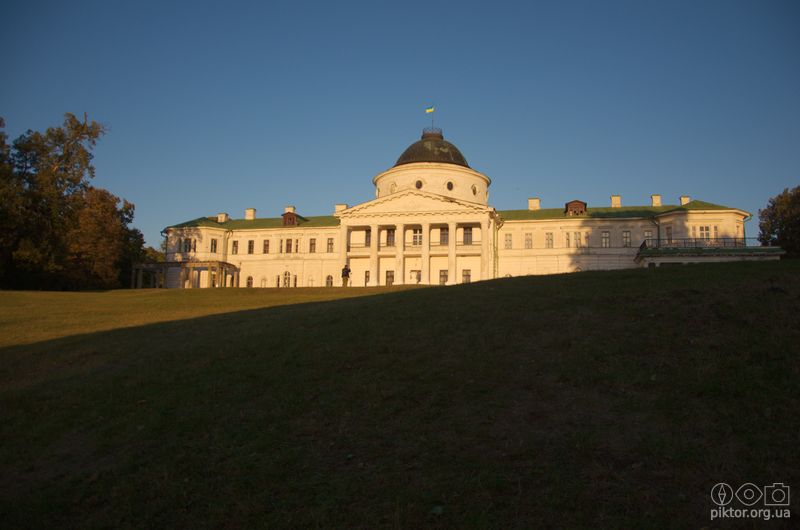 Вечір в Качанівці