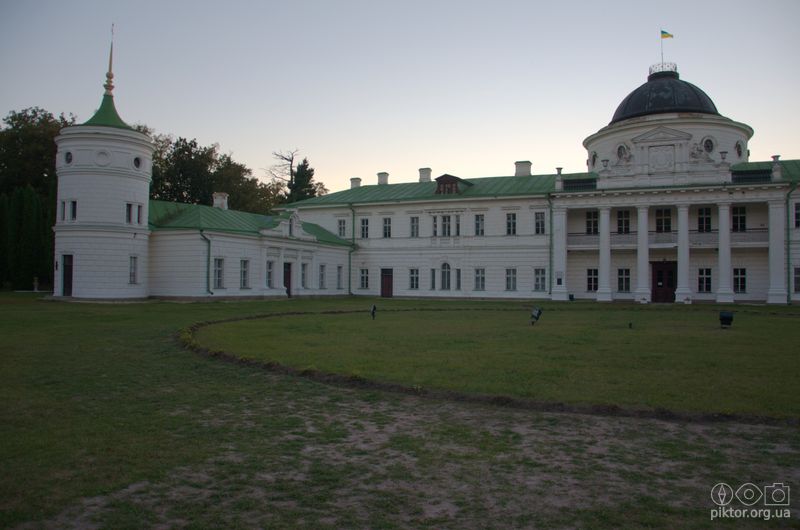 Вечір в Качанівці