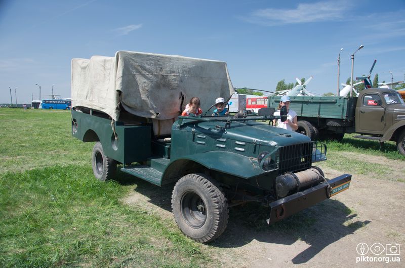 воєнний Dodge