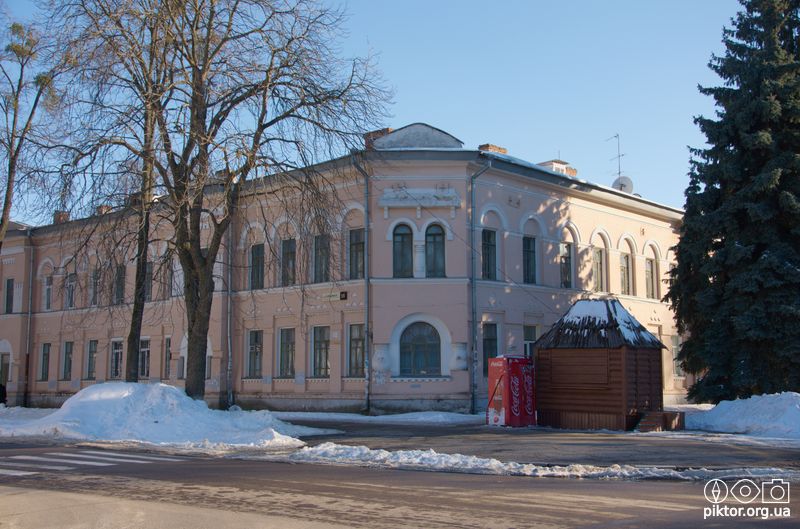 Будинок по вулиці Конституції