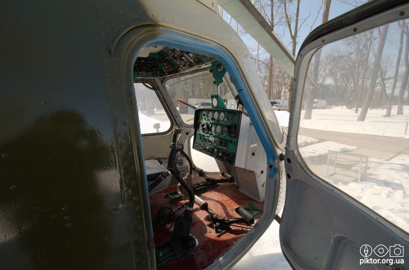 Кабіна Мі-2