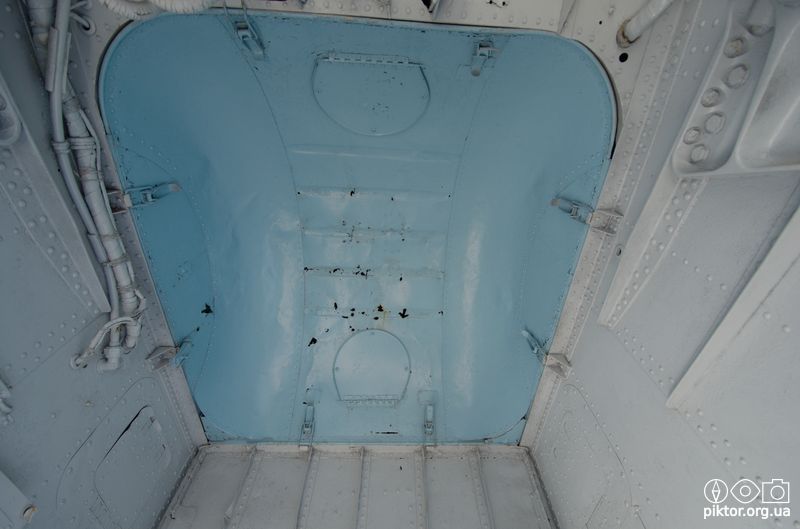 Вхідний люк в Ту-16
