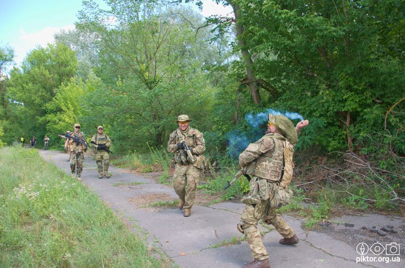 Страйкбольна граната