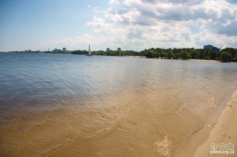 Гарний острів