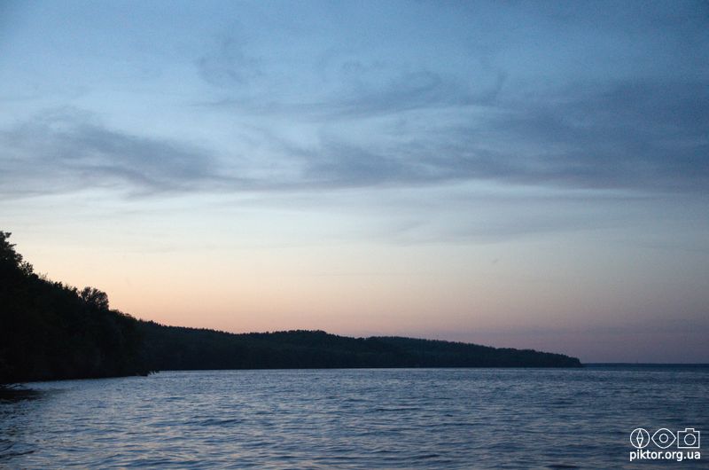Вечір над водосховищем