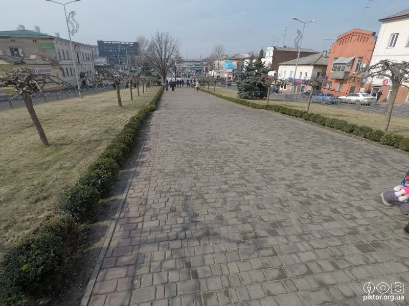 Пішохідний сквер