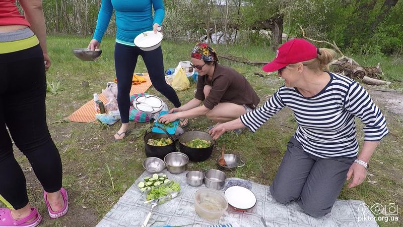 Сніданок в поході