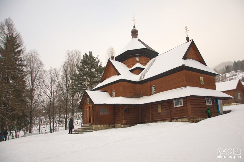 Храм Різдва Пресвятої Богородиці