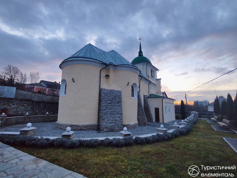Петропавлівська церква