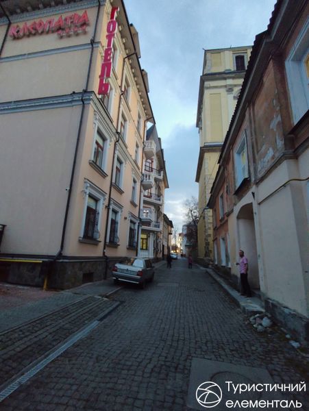 Татарська вулиця
