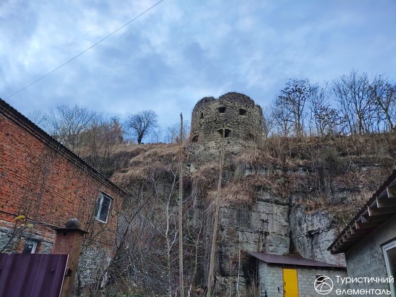 Кравецька вежа