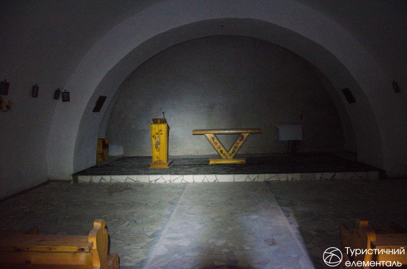 Підземна церква