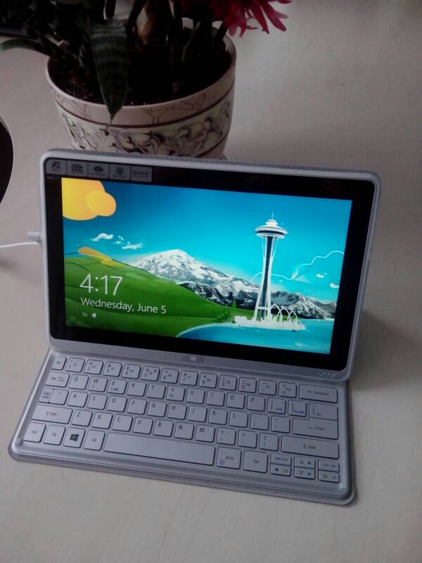 Acer Aspire P3