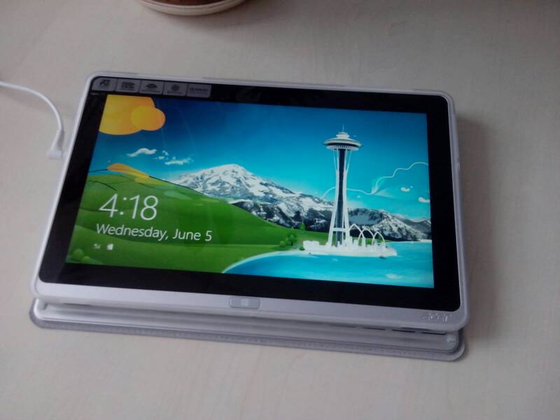 Acer Aspire P3
