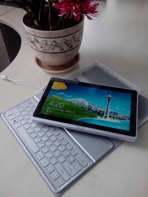 Acer Aspire P3